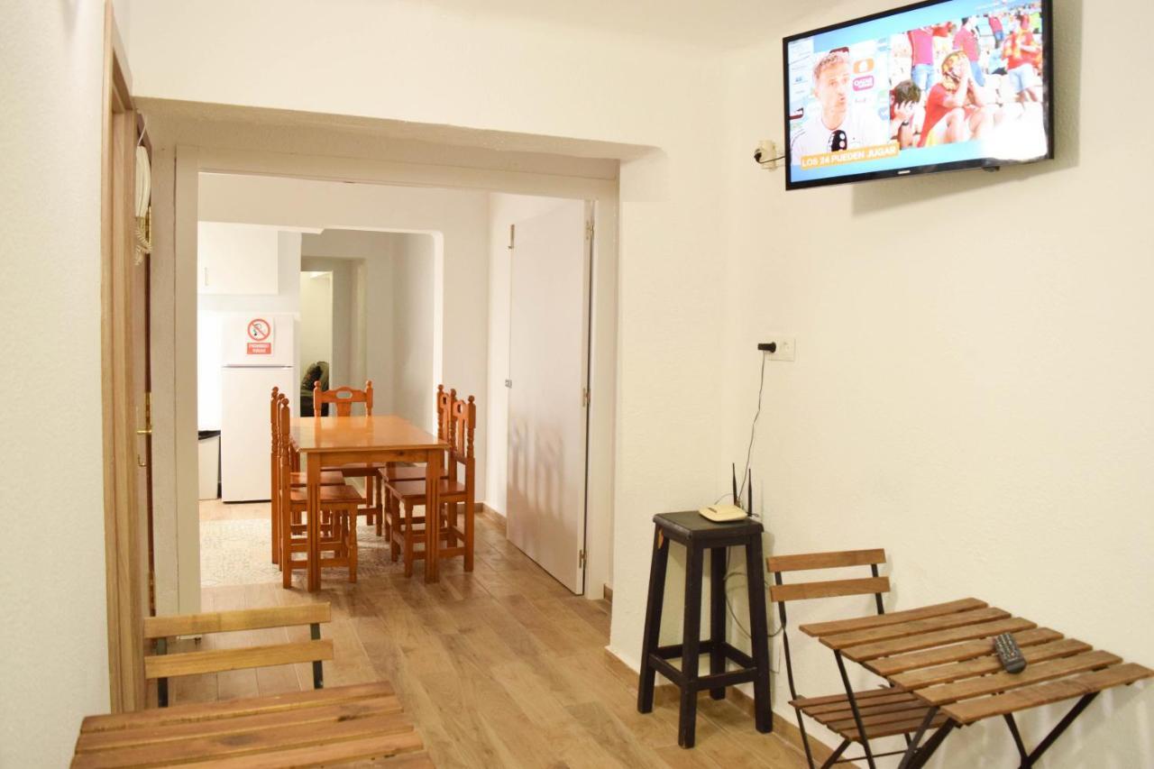 Buena Onda Malaga Apartment Bagian luar foto