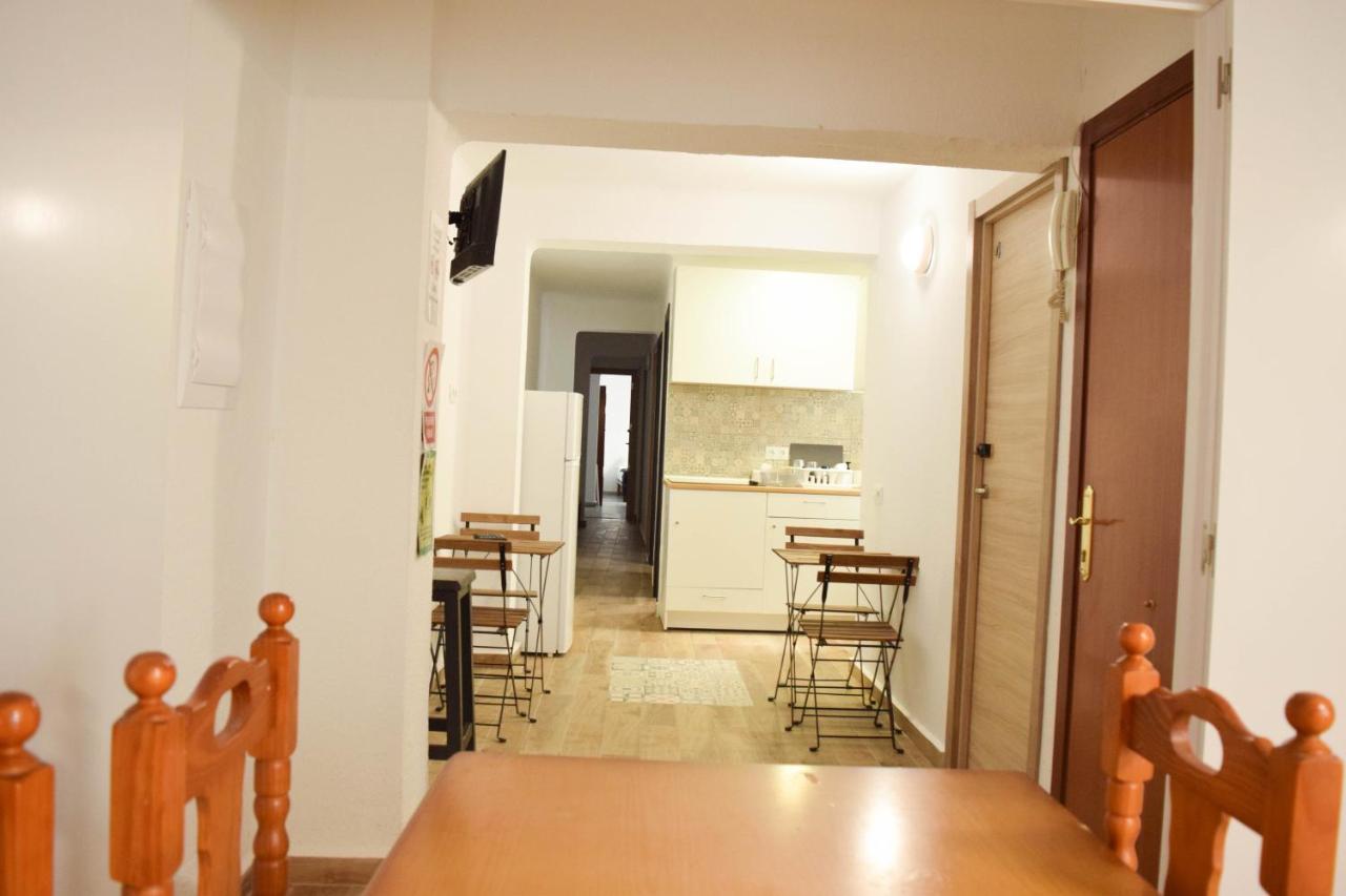 Buena Onda Malaga Apartment Bagian luar foto