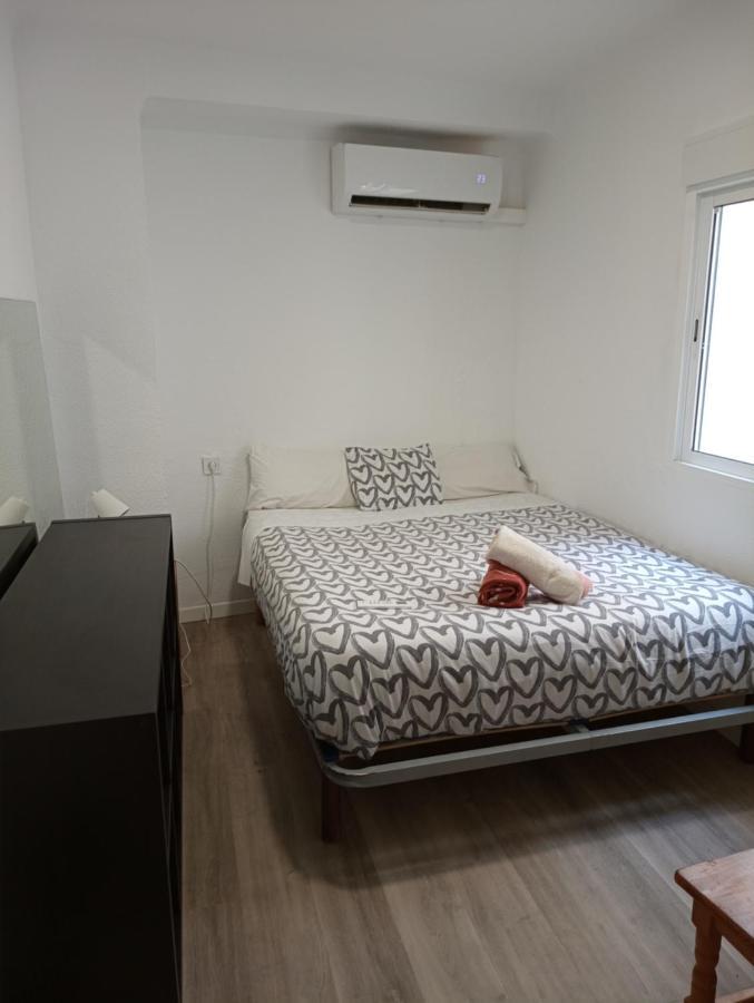 Buena Onda Malaga Apartment Bagian luar foto