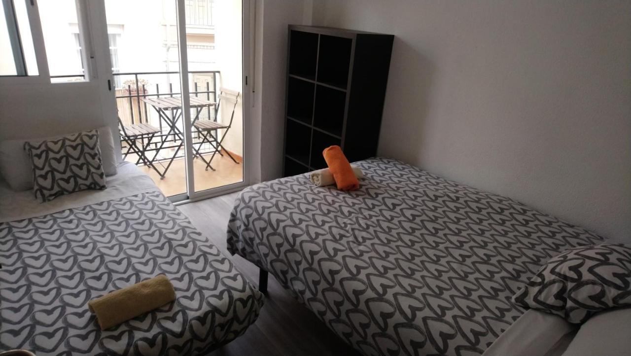 Buena Onda Malaga Apartment Bagian luar foto