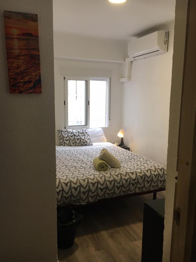Buena Onda Malaga Apartment Bagian luar foto