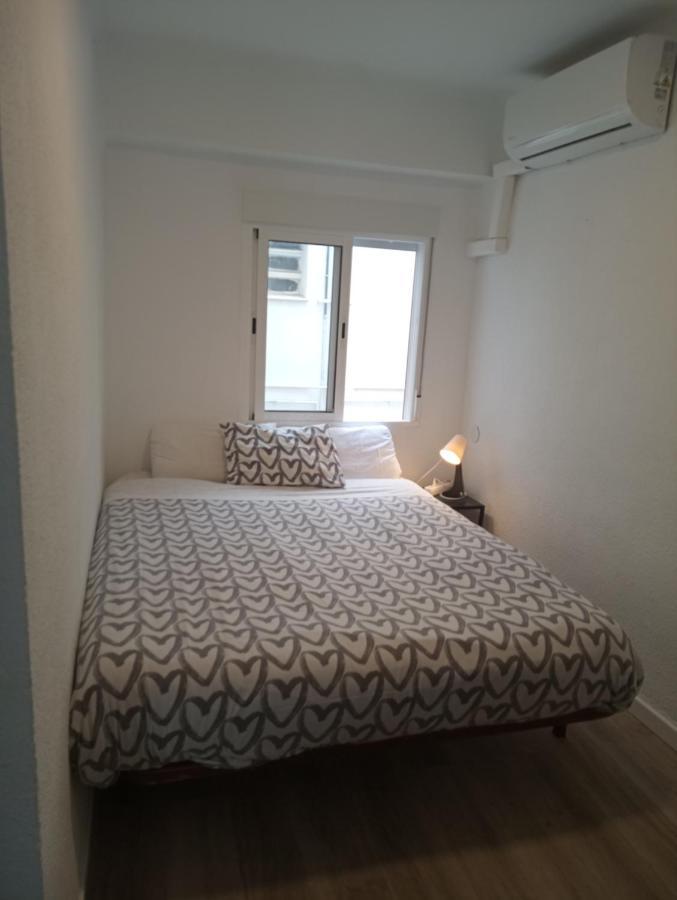 Buena Onda Malaga Apartment Bagian luar foto