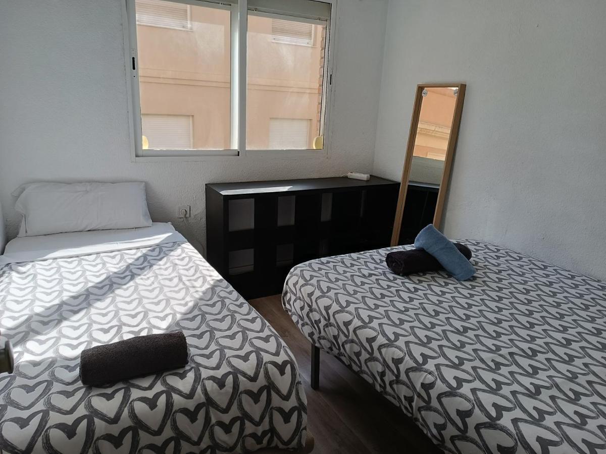 Buena Onda Malaga Apartment Bagian luar foto