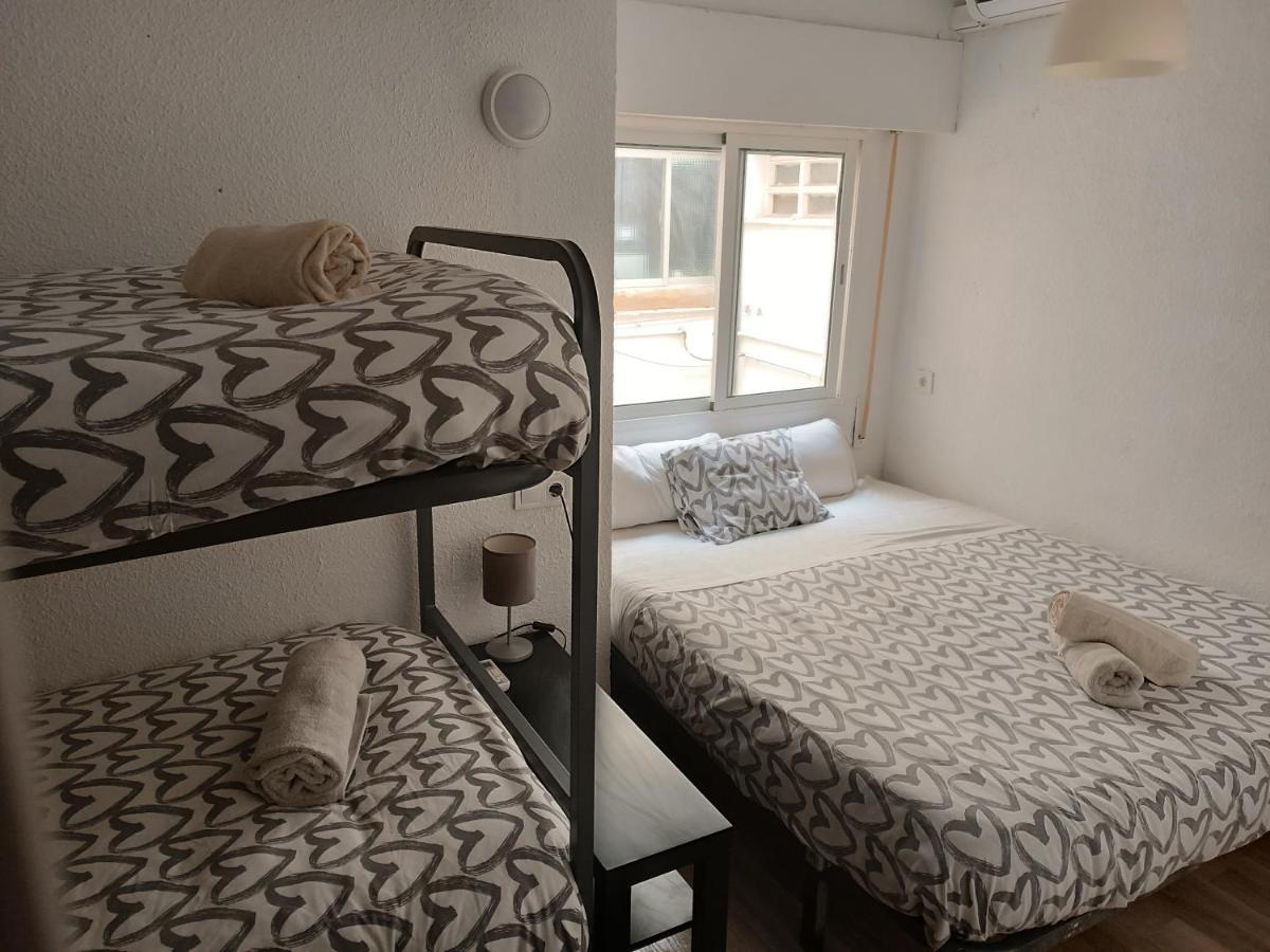 Buena Onda Malaga Apartment Bagian luar foto